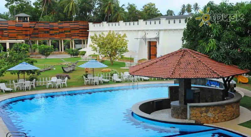 Фото отеля Avenra Garden Hotel 3* Negombo Šrilanka ārpuse un baseini
