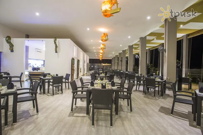 Фото отеля Aliya Resort & Spa 5* Дамбулла Шри-Ланка бары и рестораны