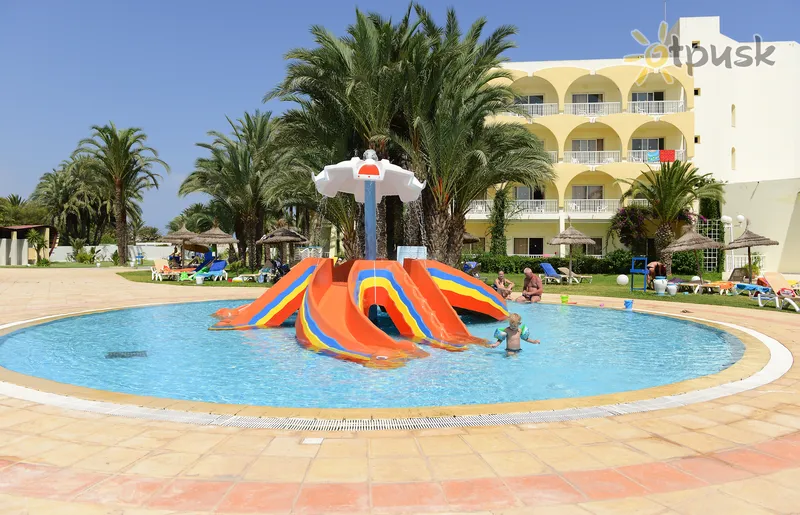 Фото отеля ONE Resort Jockey 4* Monastira Tunisija akvaparks, slidkalniņi