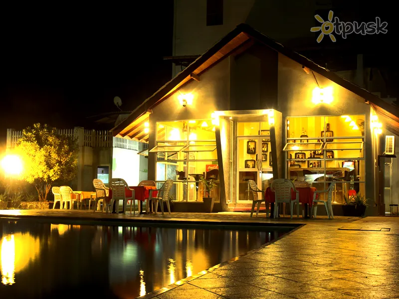 Фото отеля Navro Beach Resort 3* Ваддува Шрі Ланка екстер'єр та басейни