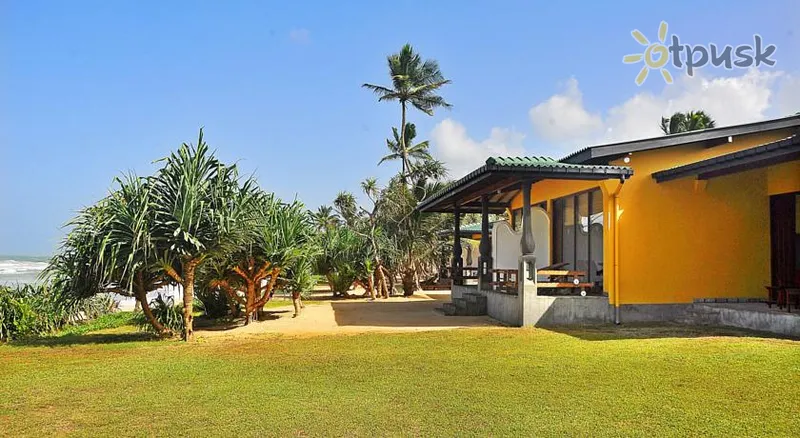 Фото отеля The Beach Cabanas Retreat & Spa 3* Koggala Šri Lanka išorė ir baseinai