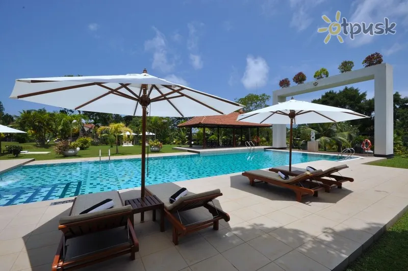 Фото отеля Cocoon Resort & Villas 5* Индурува Шри-Ланка экстерьер и бассейны