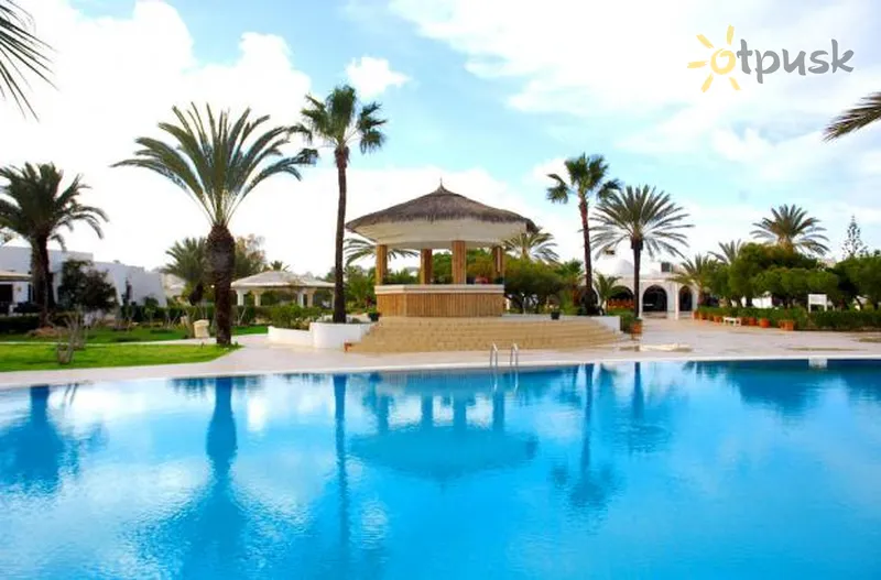 Фото отеля LTI Djerba Plaza Thalasso & Spa 4* par. Džerba Tunisija ārpuse un baseini