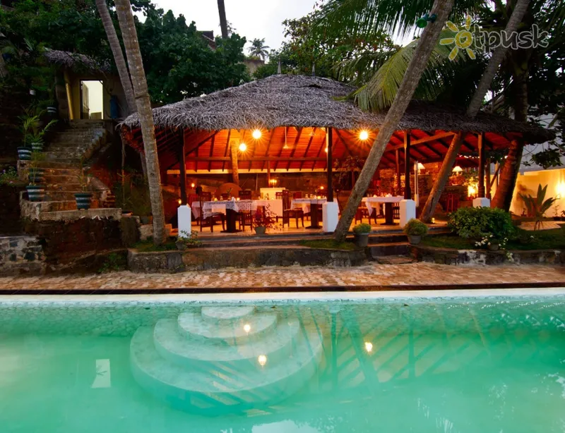 Фото отеля Number One Mirissa 3* Матара Шрі Ланка екстер'єр та басейни