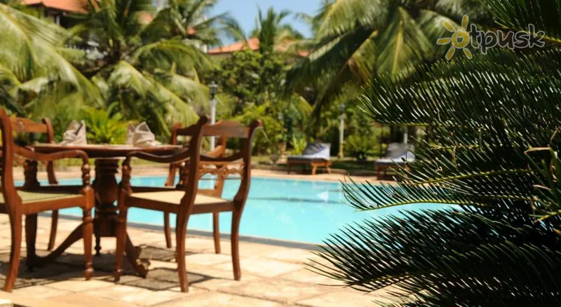Фото отеля Lagoon Paradise Hotel 3* Negombo Šrilanka ārpuse un baseini