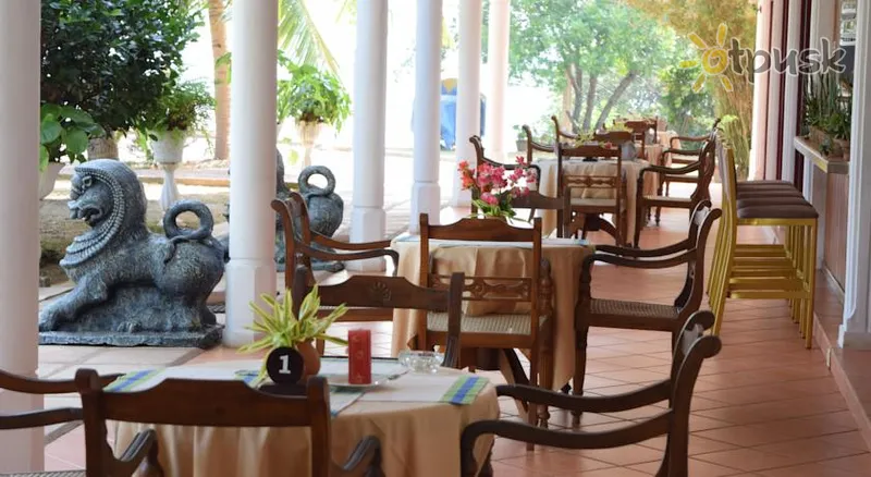 Фото отеля Lagoon Paradise Hotel 3* Негомбо Шри-Ланка бары и рестораны