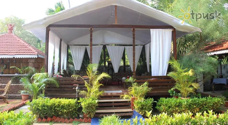Фото отеля Naga Cottages 2* Північний Гоа Індія екстер'єр та басейни