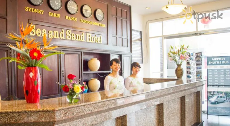 Фото отеля Sea and Sand Hotel 3* Хой Ан Вьетнам лобби и интерьер