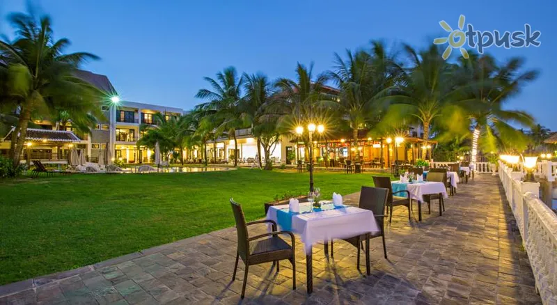 Фото отеля Sea and Sand Hotel 3* Хой Ан Вьетнам бары и рестораны