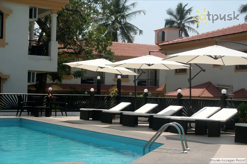 Фото отеля The Royale Assagao 3* Северный Гоа Индия экстерьер и бассейны