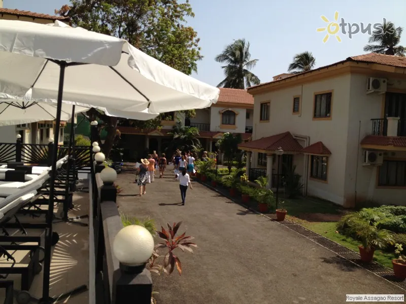 Фото отеля The Royale Assagao 3* Šiaurės Goa Indija išorė ir baseinai