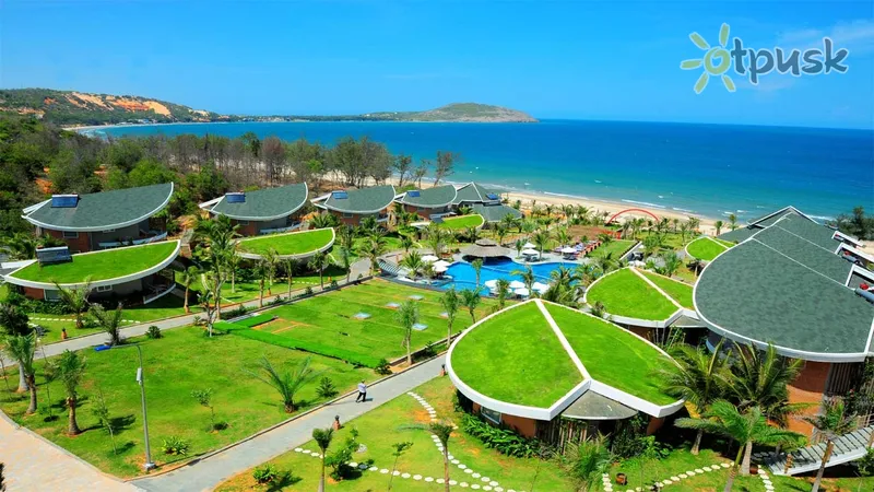 Фото отеля Sandunes Beach Resort & Spa 4* Фантьет Вьетнам экстерьер и бассейны