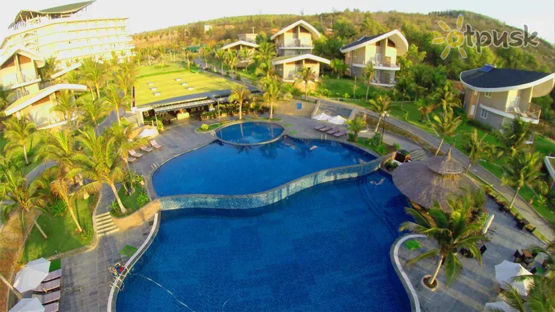 Фото отеля Sandunes Beach Resort & Spa 4* Фантьет Вьетнам экстерьер и бассейны