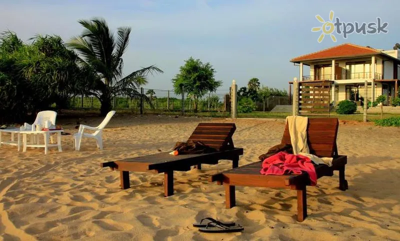 Фото отеля Nilaveli Bay Villa 5* Трінкомалі Шрі Ланка пляж