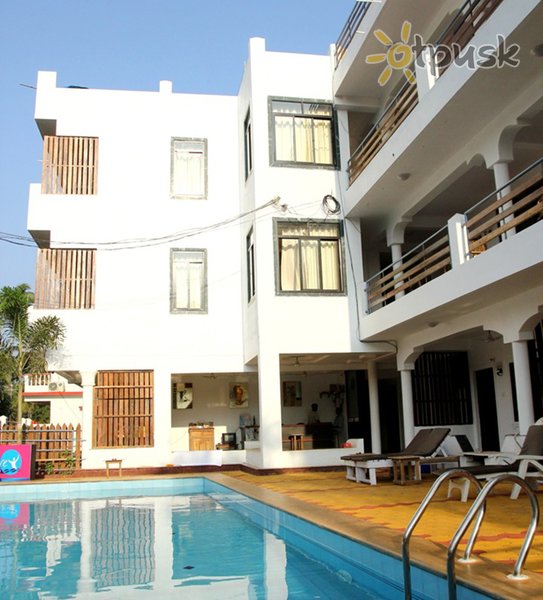 Фото отеля Pleasure Beach Resort 3* Северный Гоа Индия экстерьер и бассейны