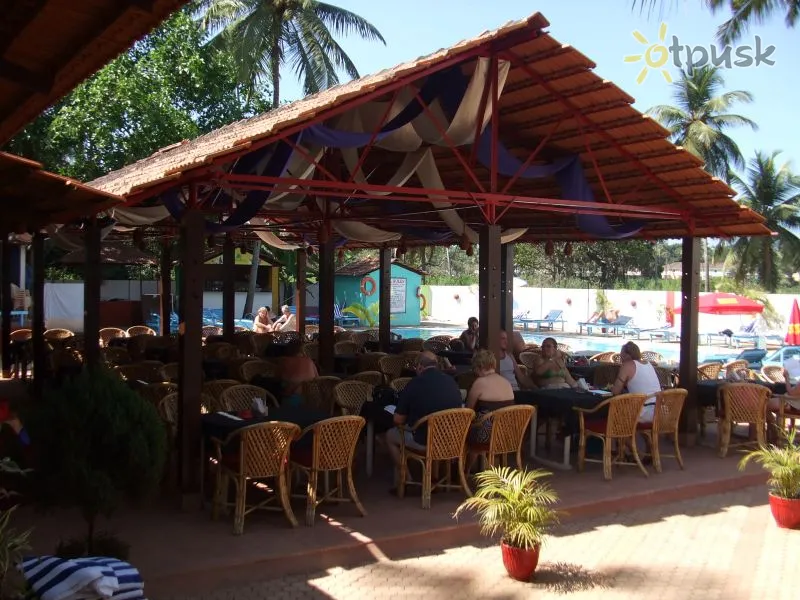 Фото отеля Village Royale Resort 2* Северный Гоа Индия бары и рестораны