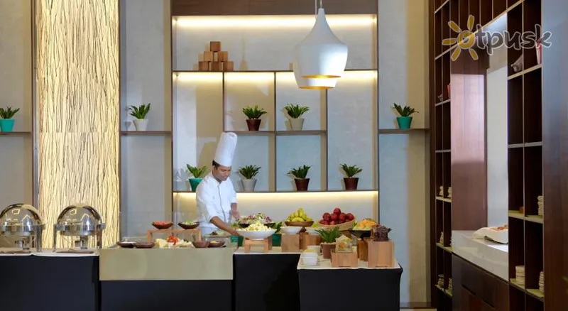Фото отеля Damac Maison De Ville Breeze 4* Дубай ОАЕ бари та ресторани