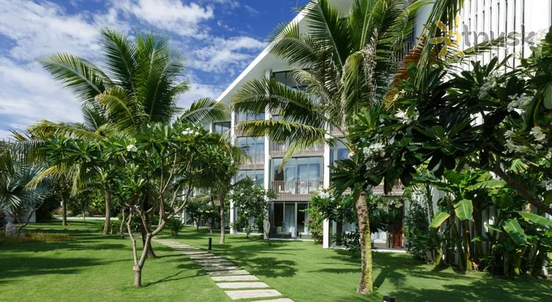 Фото отеля Sunrise Premium Resort 5* Хой Ан Вьетнам экстерьер и бассейны