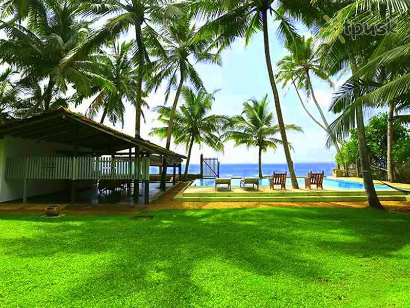 Фото отеля Amor Villa 3* Унаватуна Шри-Ланка экстерьер и бассейны