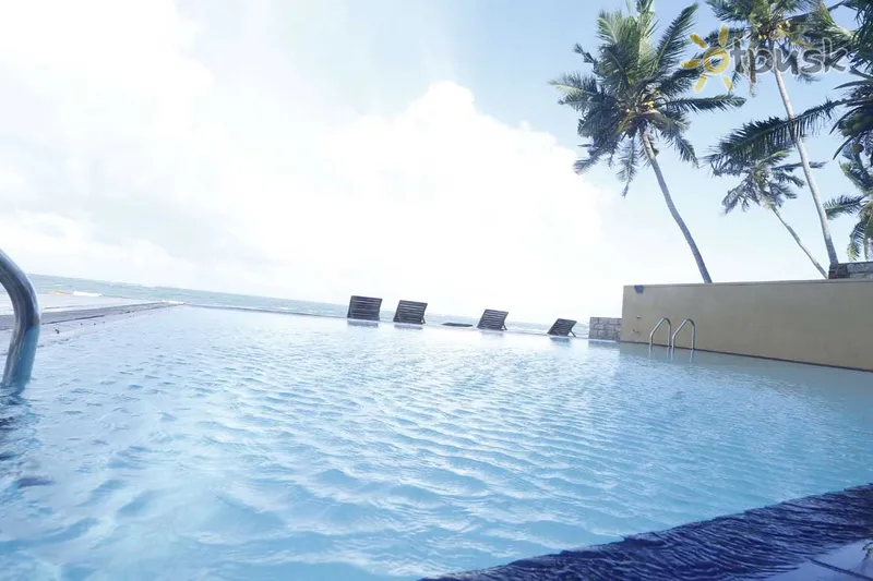 Фото отеля Rock Fort Hotel 3* Unawatuna Šri Lanka išorė ir baseinai