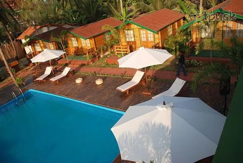 Фото отеля Micasa Beach Resort 3* Северный Гоа Индия экстерьер и бассейны