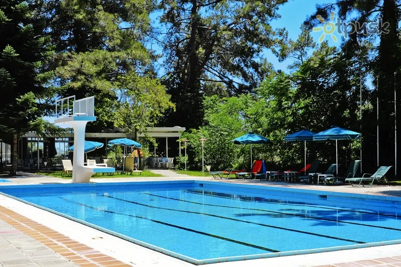 Фото отеля Forest Park Hotel 4* Troodos Kipra ārpuse un baseini