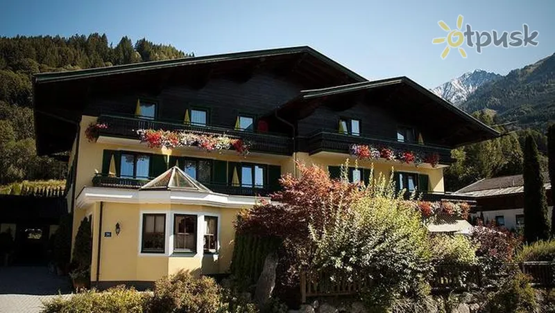 Фото отеля Ihre Pension Trauner 3* Капрун Австрия экстерьер и бассейны