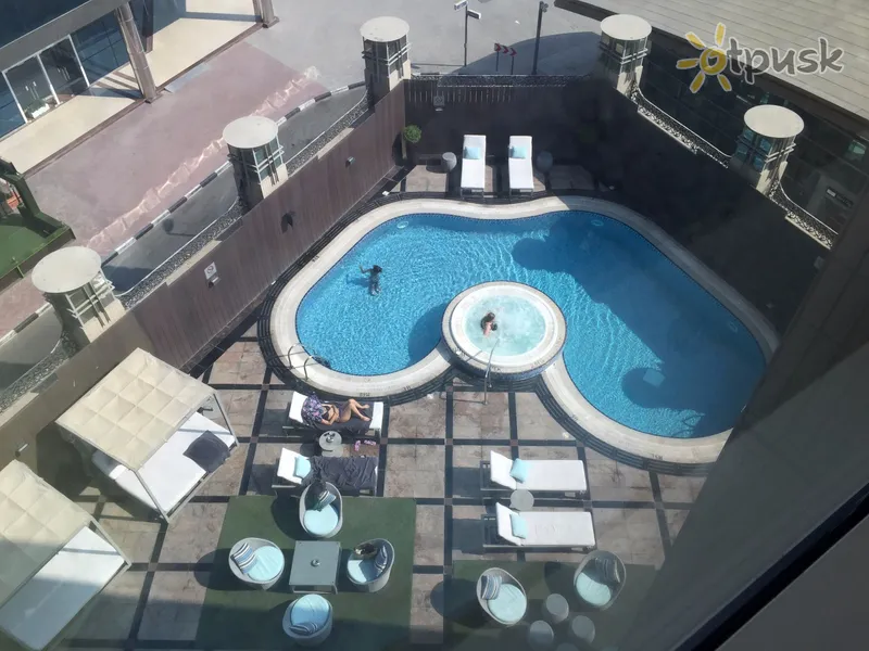 Фото отеля Somewhere Hotel Apartment 4* Dubajus JAE išorė ir baseinai