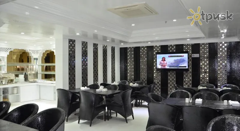 Фото отеля White Fort Hotel 2* Дубай ОАЭ бары и рестораны