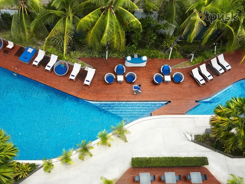 Фото отеля Baraquda Pattaya Hotel MGallery Collection 5* Pataja Taizeme ārpuse un baseini