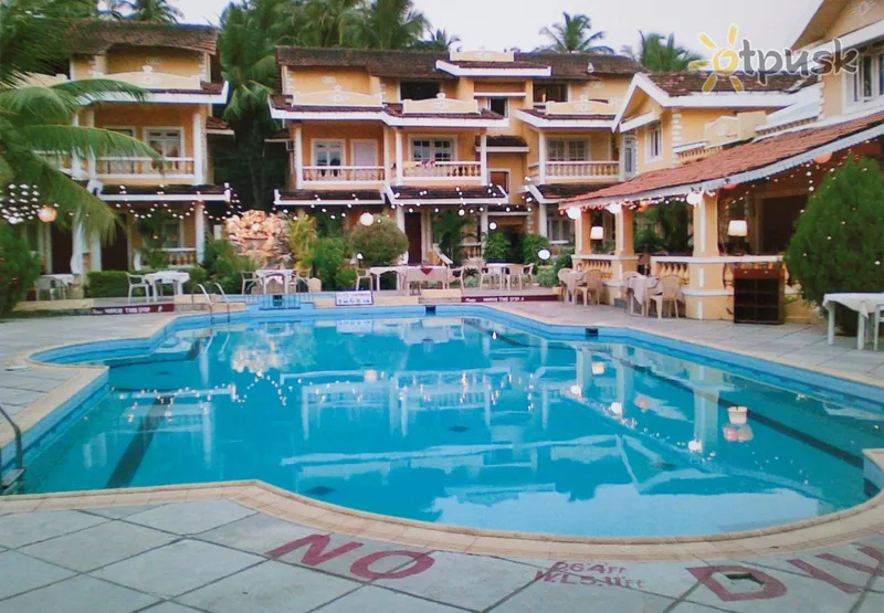 Фото отеля Pifran Holiday Beach Resort 2* Pietų goa Indija išorė ir baseinai
