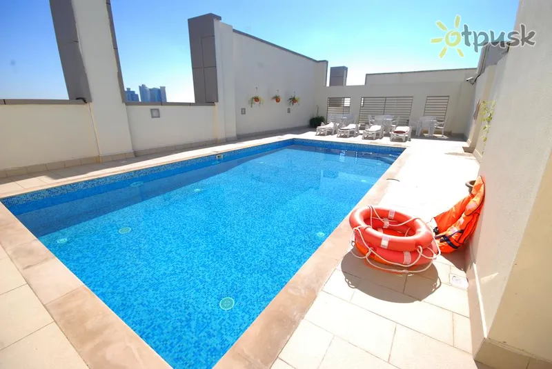 Фото отеля Ramee Rose Hotel Apartments 2* Абу Дабі ОАЕ екстер'єр та басейни