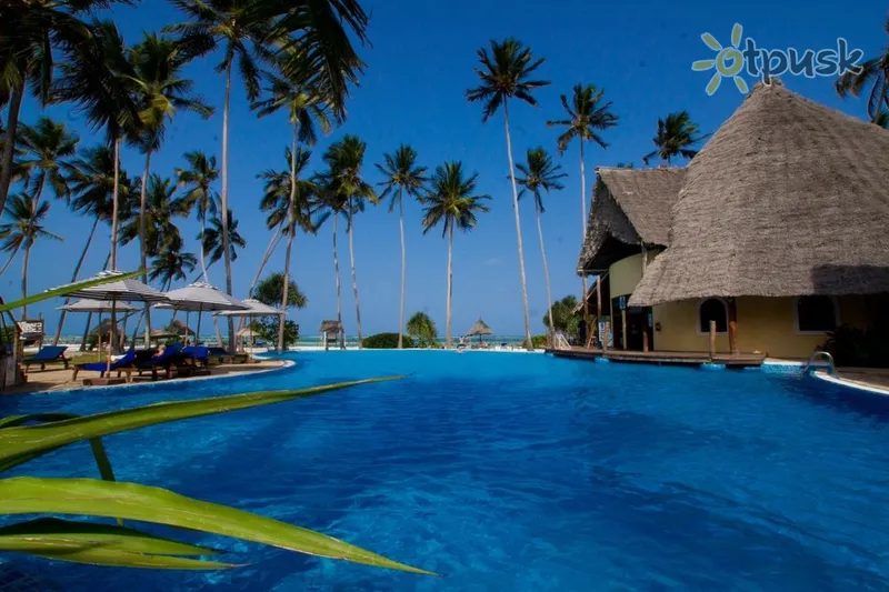 Фото отеля Ocean Paradise Resort 4* Pwani Mchangani Tanzanija išorė ir baseinai