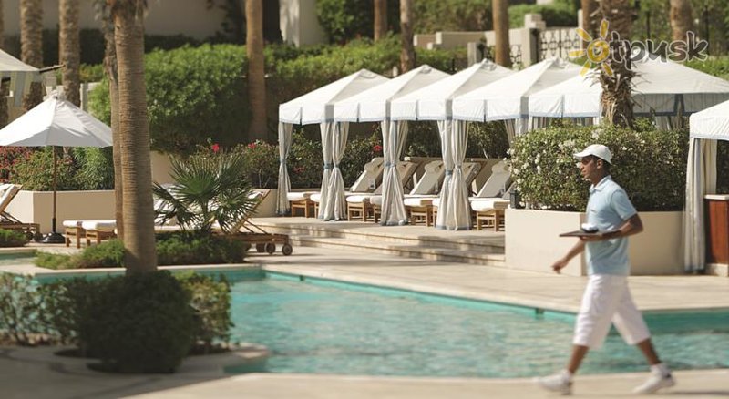 Фото отеля Four Seasons Resort Sharm El Sheikh 5* Шарм ель шейх Єгипет екстер'єр та басейни