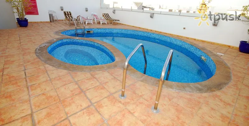 Фото отеля Ramee Royal Hotel Apartments 4* Абу Дабі ОАЕ екстер'єр та басейни