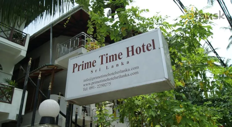 Фото отеля Prime Time Hotel 3* Унаватуна Шрі Ланка екстер'єр та басейни
