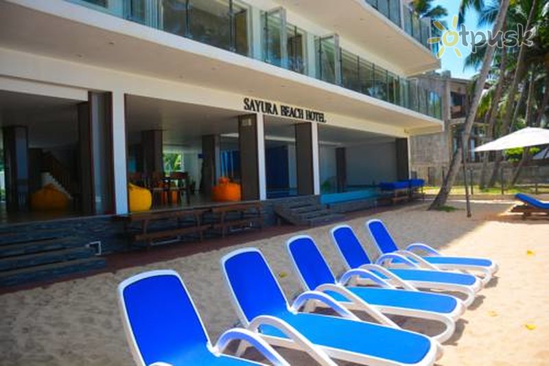 Фото отеля Sayura Beach Hotel 4* Унаватуна Шри-Ланка экстерьер и бассейны