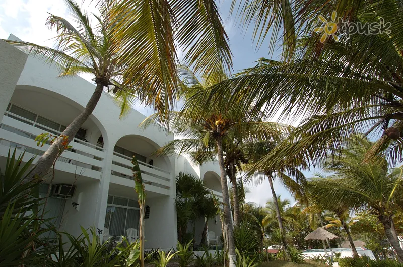 Фото отеля Faranda Maya Caribe Cancun 3* Канкун Мексика екстер'єр та басейни