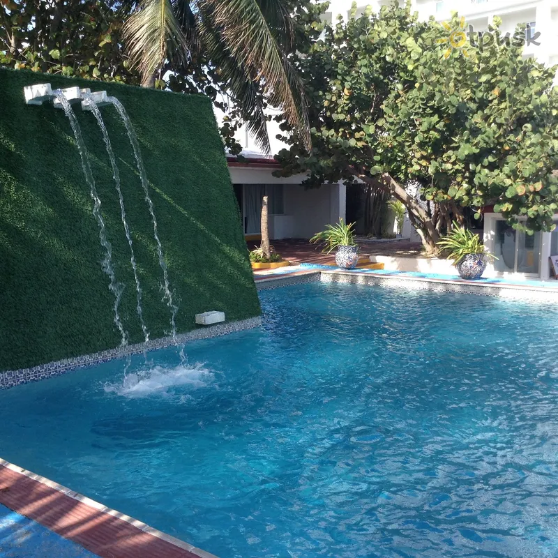 Фото отеля Faranda Maya Caribe Cancun 3* Канкун Мексика екстер'єр та басейни