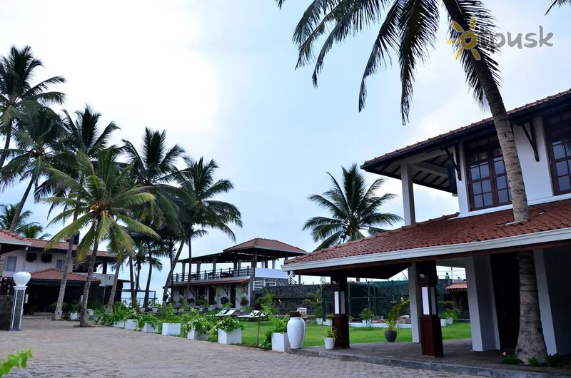 Фото отеля White Villa Resort 3* Ahungalla Šrilanka ārpuse un baseini