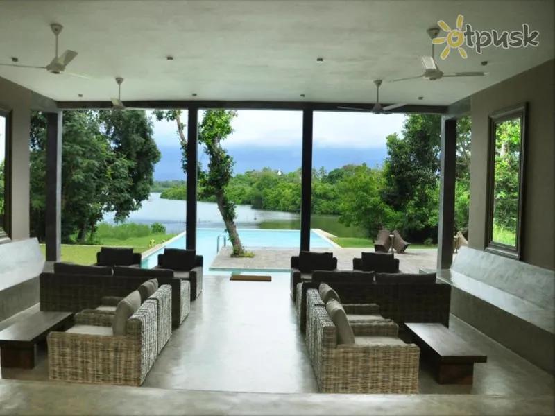 Фото отеля Roman Lake Hotel 4* Ахунгалла Шри-Ланка лобби и интерьер