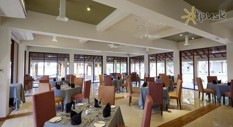 Фото отеля Amaranthe Bay Resort & Spa 5* Trincomalee Šrilanka bāri un restorāni
