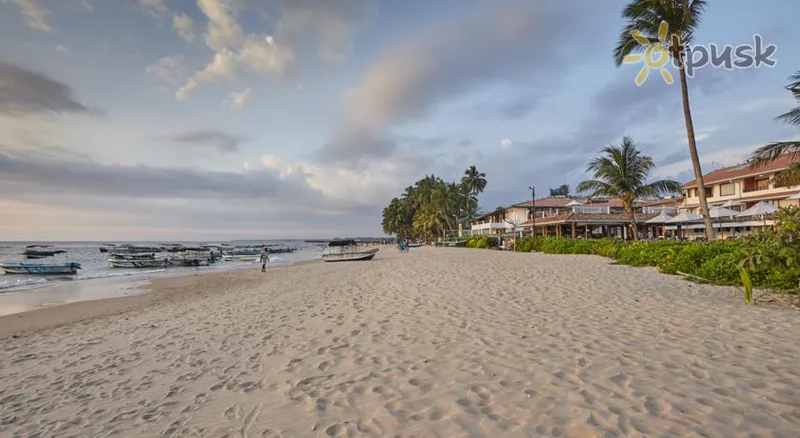 Фото отеля Coral Sands Hotel 3* Хиккадува Шри-Ланка пляж