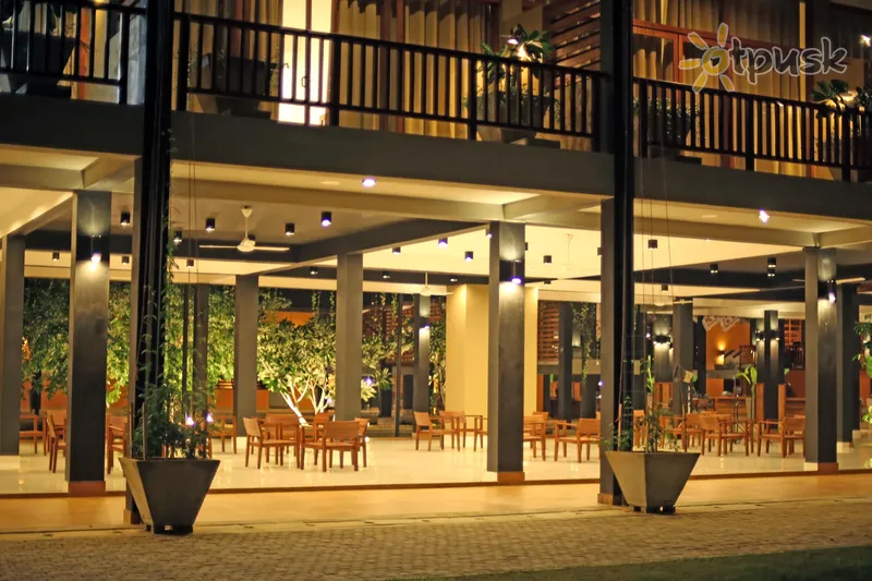 Фото отеля Minn Gee Resort 4* Пасикуда Шри-Ланка экстерьер и бассейны