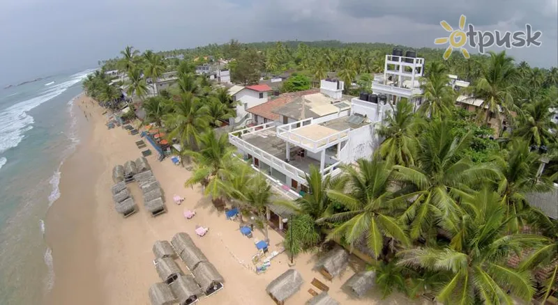 Фото отеля Royal Beach Hotel & Restaurant 3* Hikaduva Šrilanka pludmale