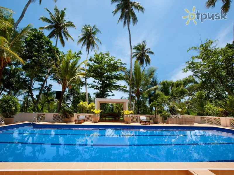 Фото отеля Surya Lanka Ayurveda Beach Resort 3* Matara Šri Lanka išorė ir baseinai