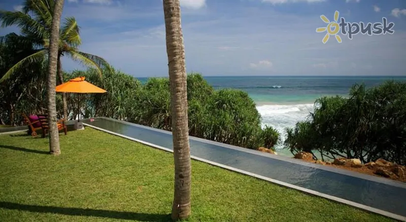 Фото отеля Underneath The Mango Tree Spa & Beach Resort 5* Діквелла Шрі Ланка екстер'єр та басейни