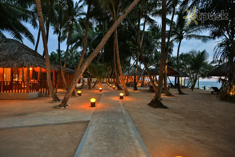 Фото отеля Thejan Beach Cabanas 4* Індурува Шрі Ланка пляж