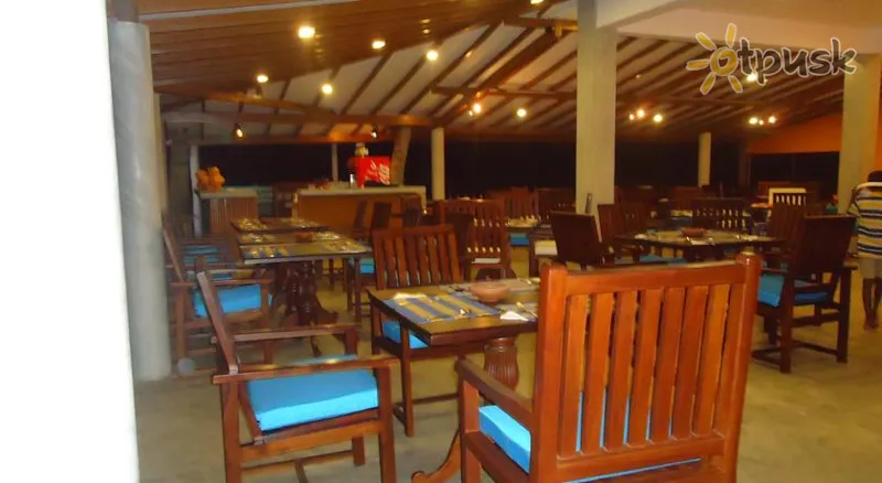 Фото отеля Hikka Bliss 3* Hikaduva Šri Lanka barai ir restoranai