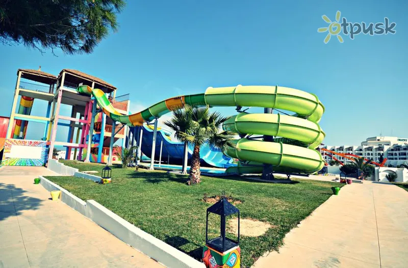 Фото отеля Thalassa Sousse Resort & Aquapark 4* Sousse Tunisija akvaparks, slidkalniņi